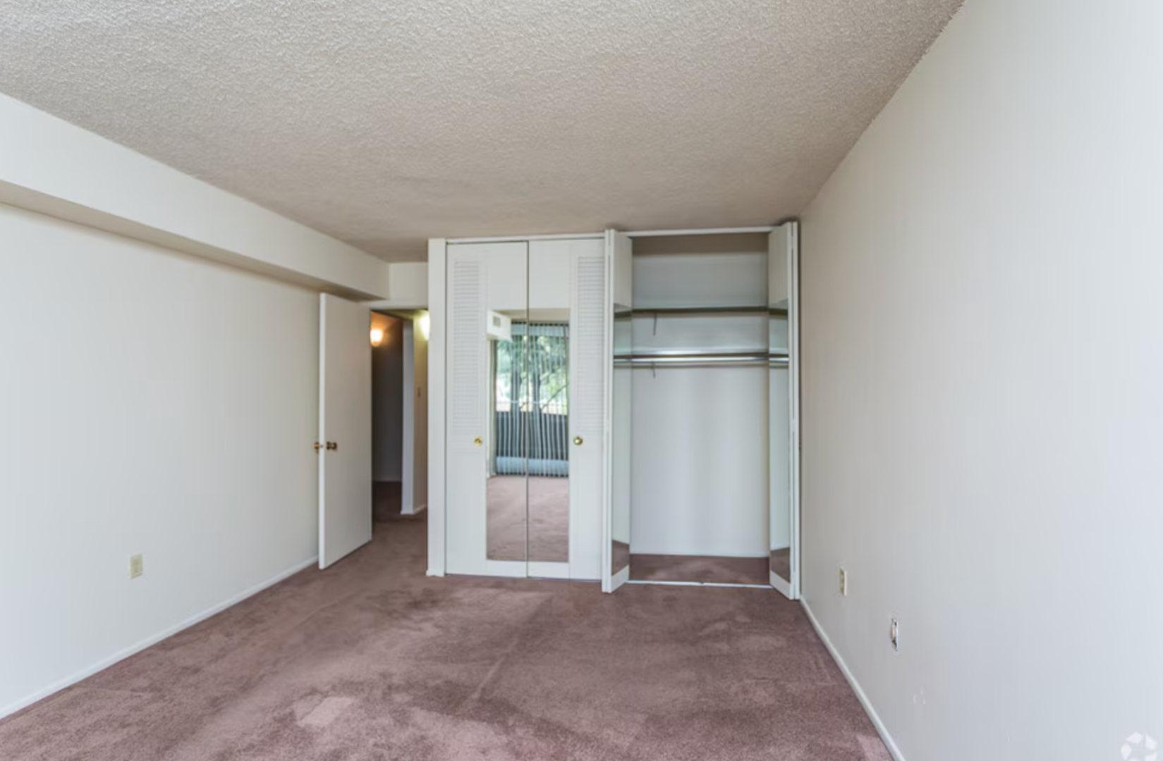 750 Mull Ave unit 672-2A – photo 4