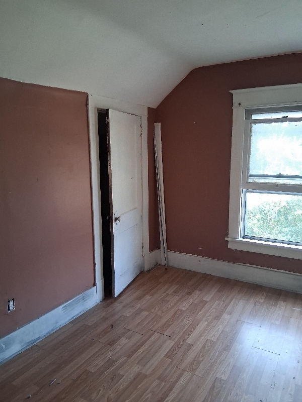 1803 Pointview Ave – photo 5