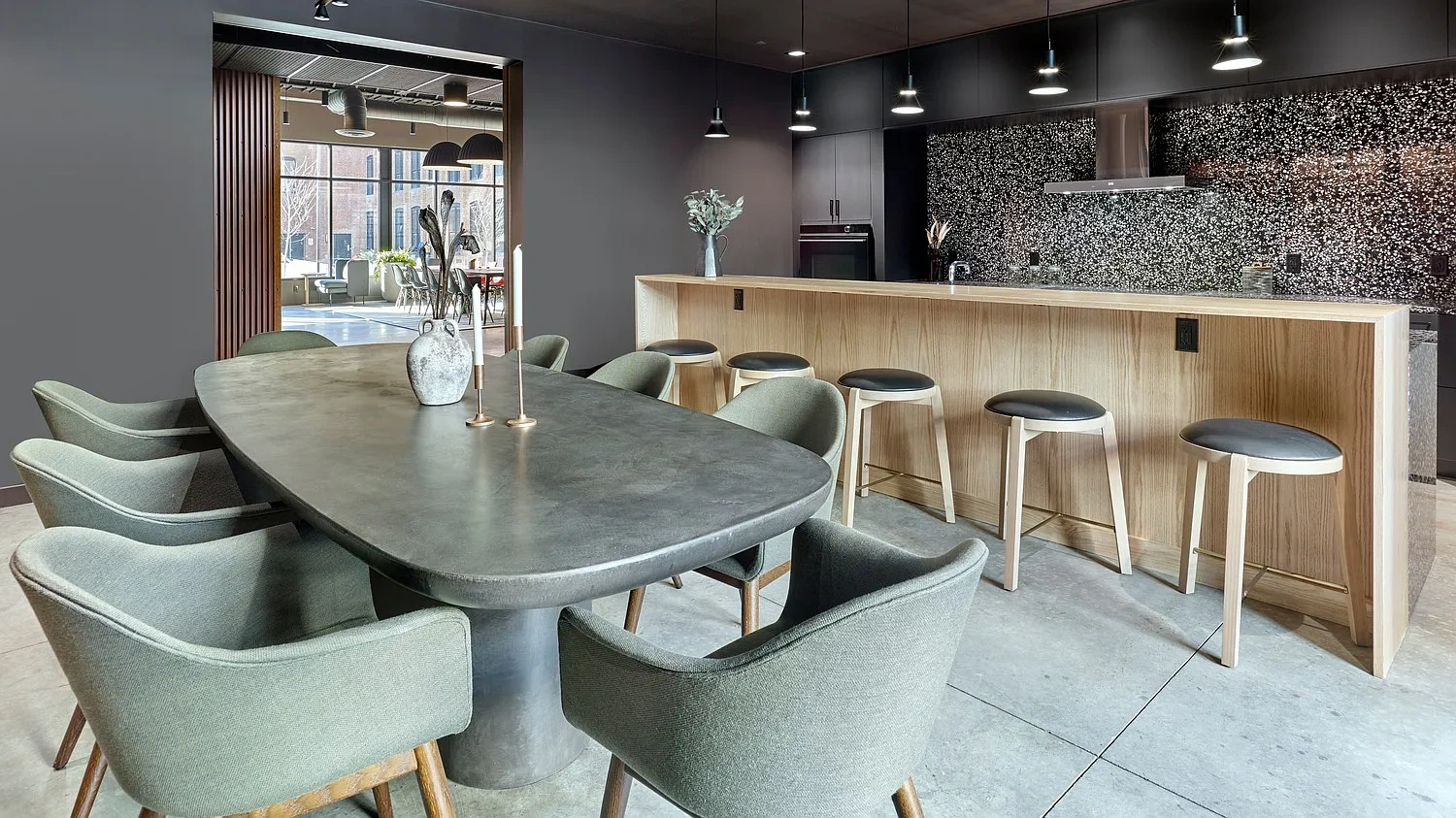 The Winston – photo 1