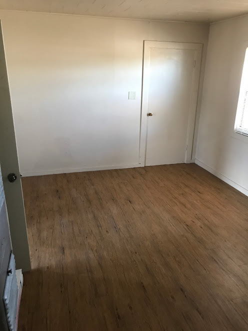585 N Main St – photo 4