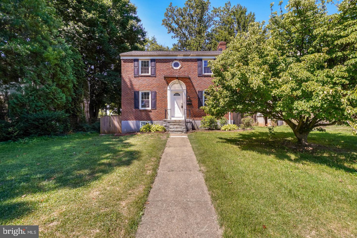 7022 Deerfield Rd – photo 2
