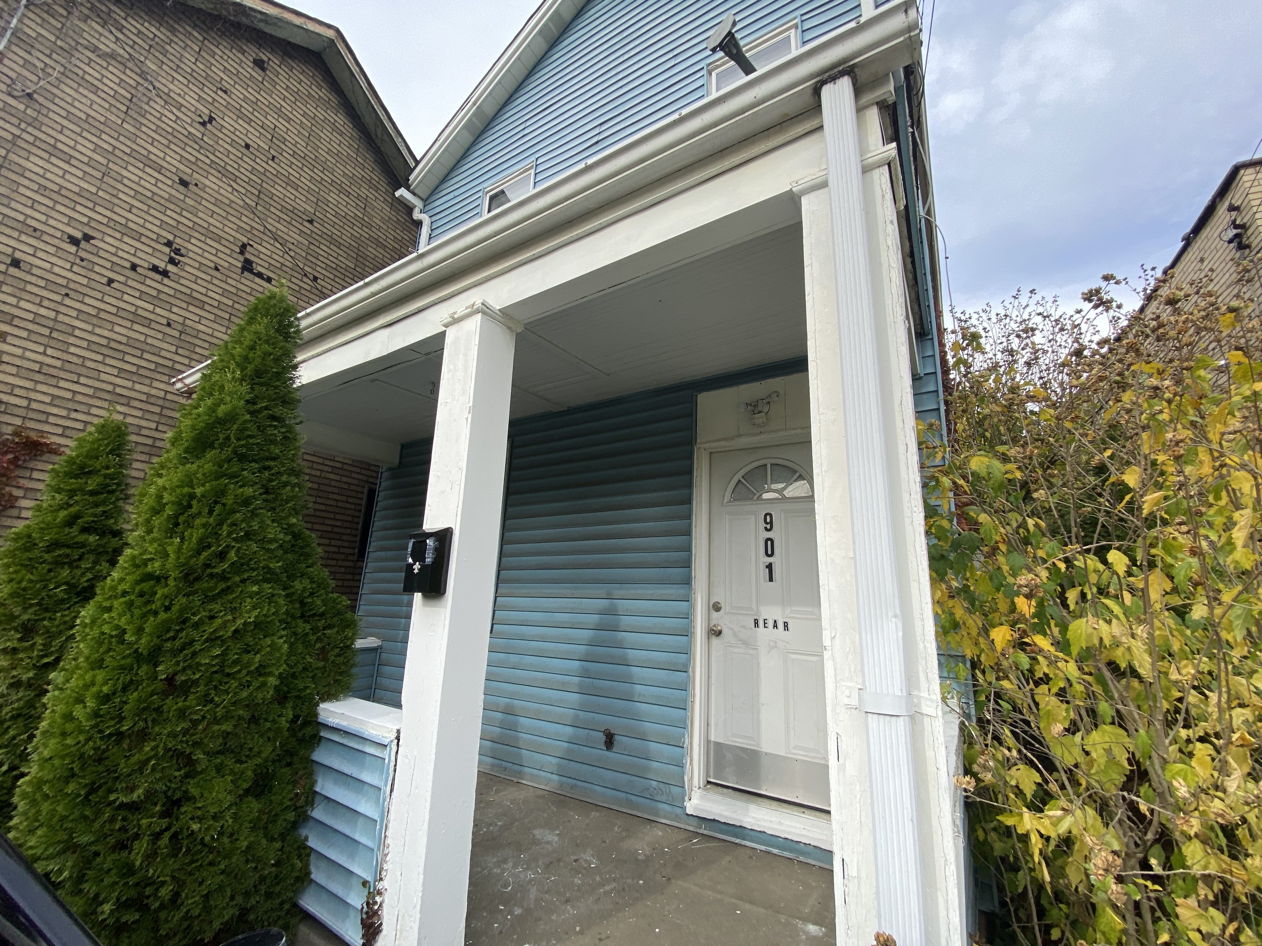 901 Chartiers Ave unit #Rear – photo 1