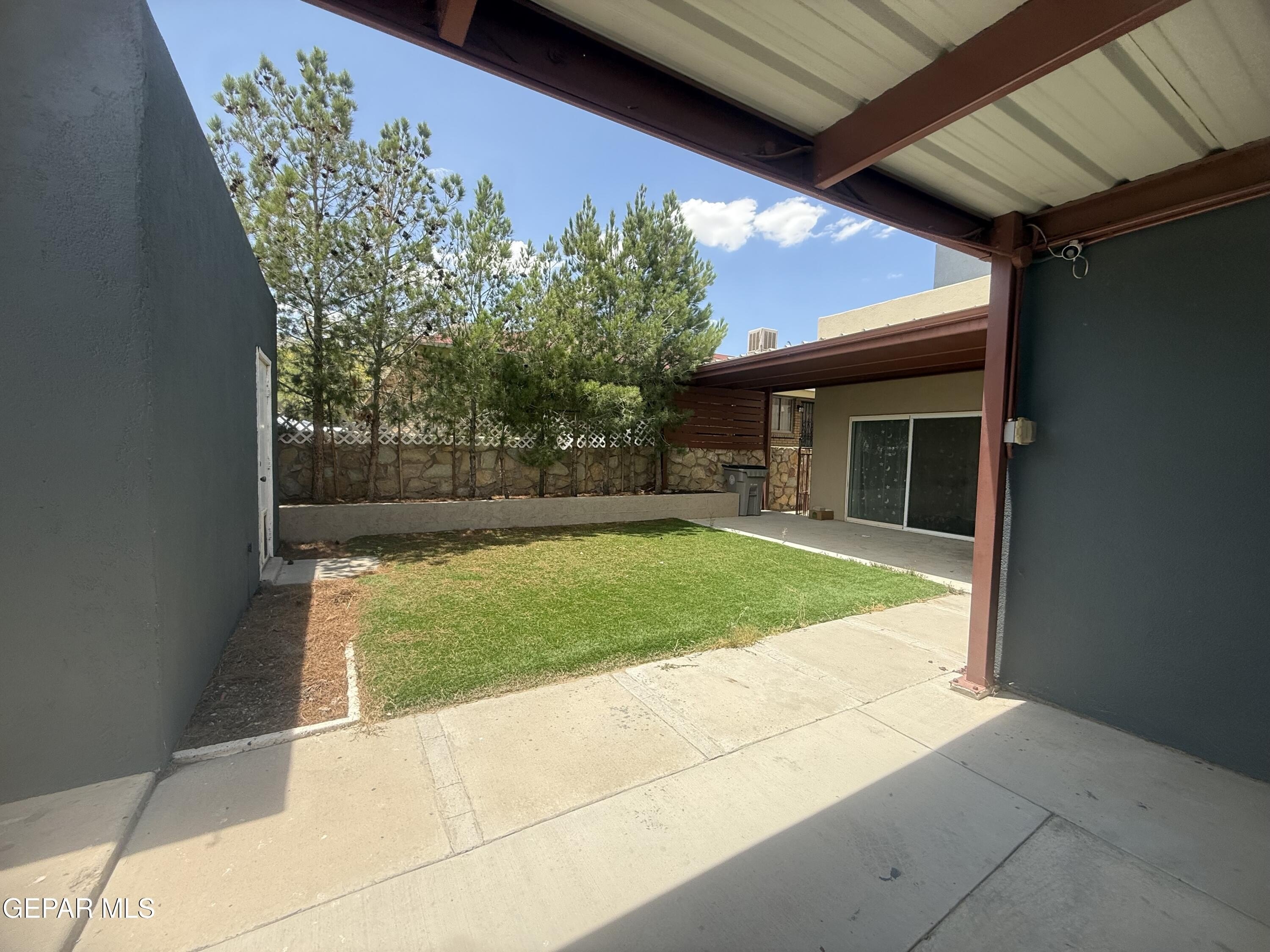 3604 Keltner Ave #B – photo 1