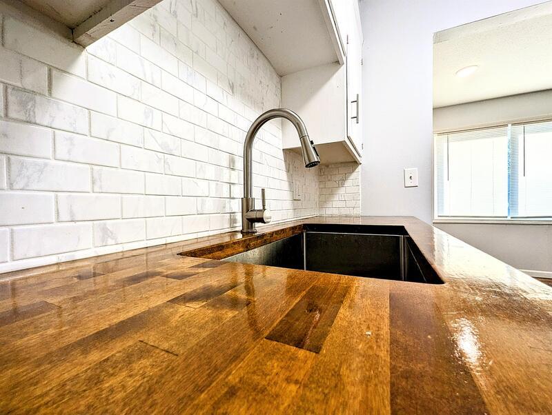 306 Central Dr unit 8 – photo 4