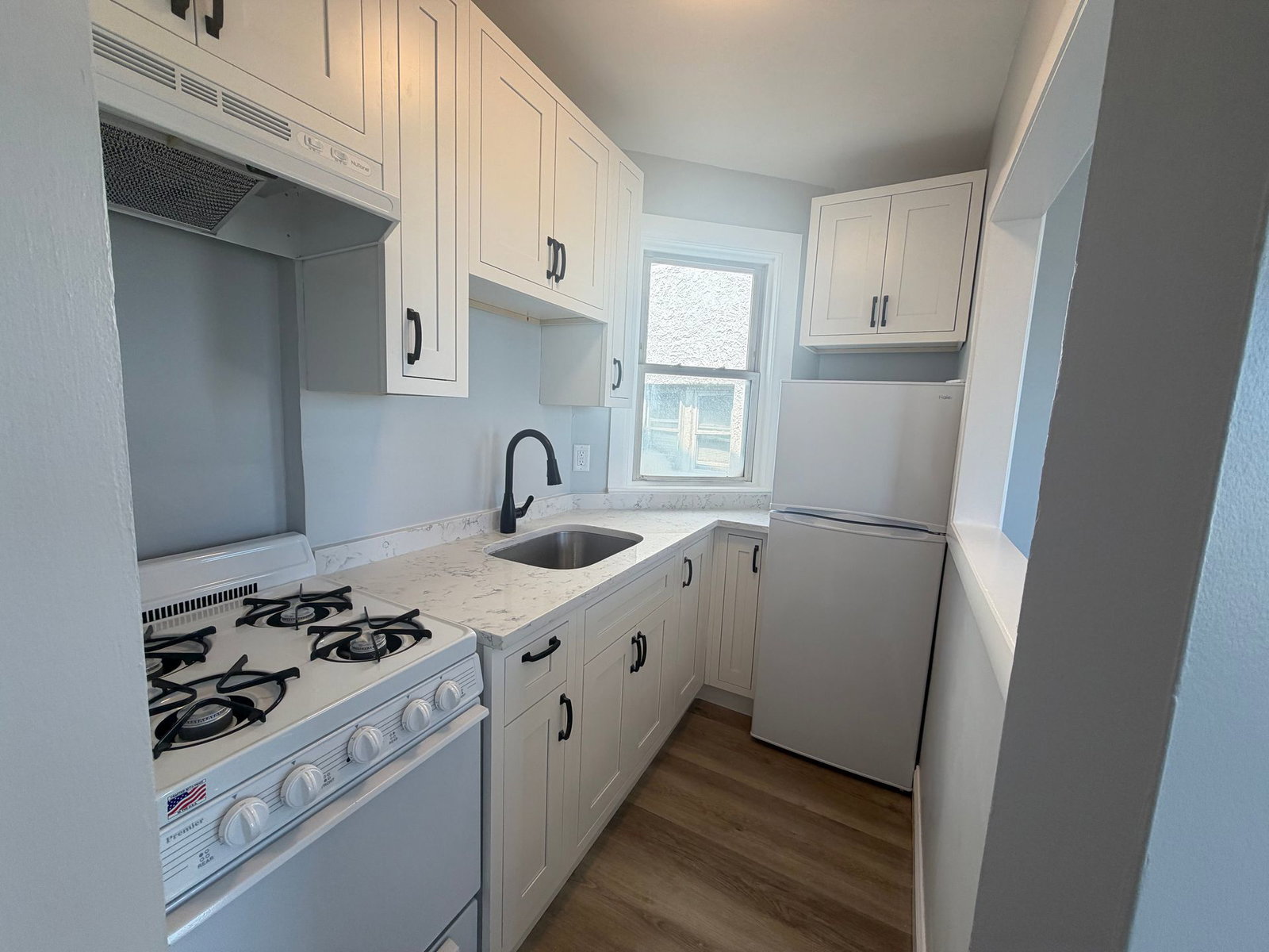 90 Winthrop Shore Dr unit 1 – photo 1