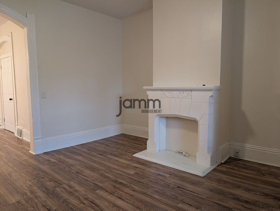 1851 W 52nd St – photo 5
