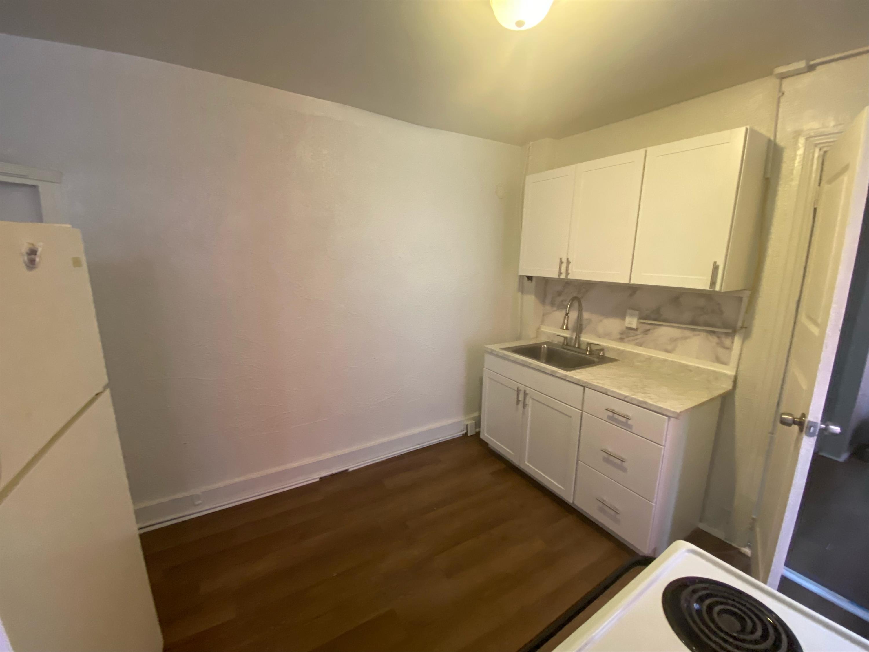 323 N 9th St unit 2 – photo 1