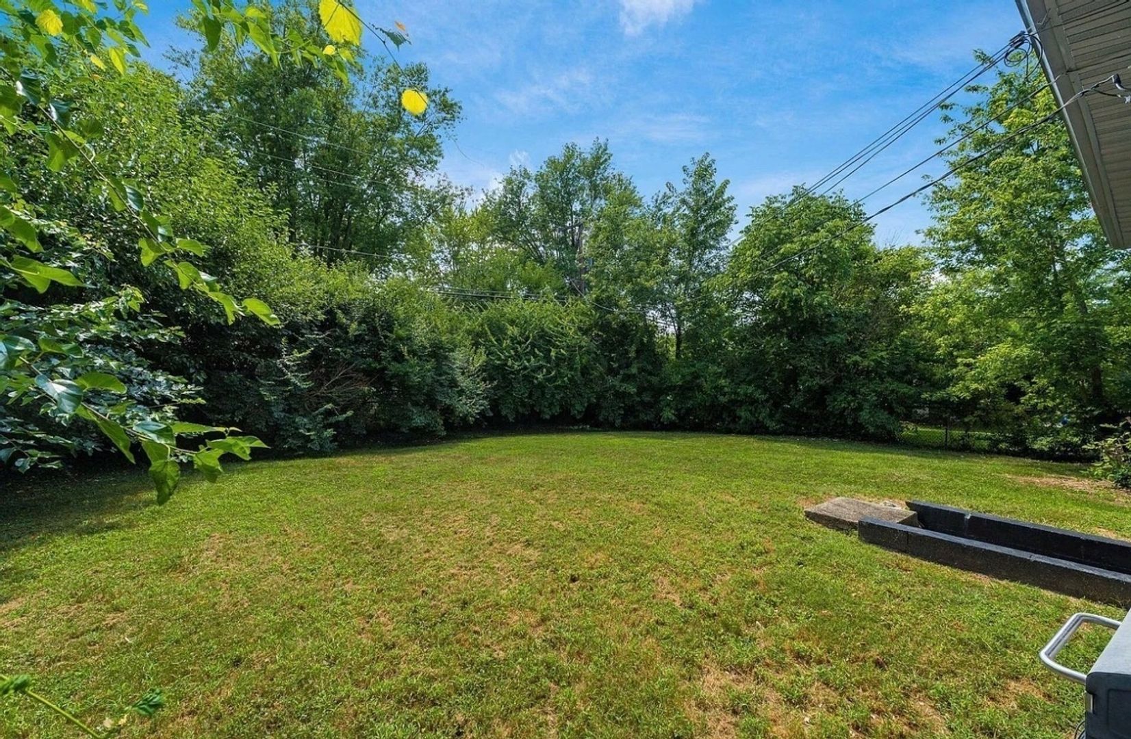 5049 Gunston Dr – photo 4