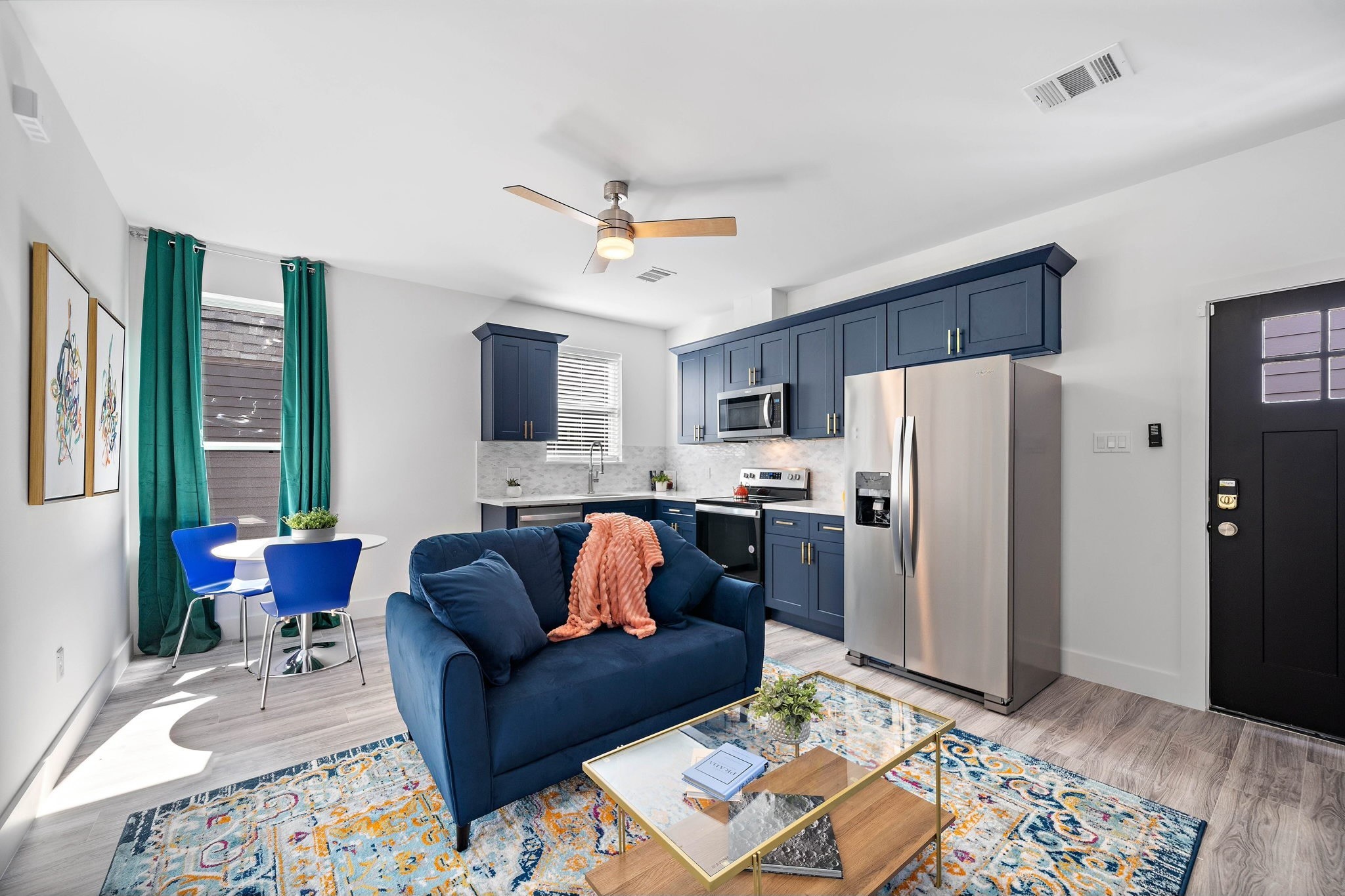 207 E 38th St unit B – photo 3