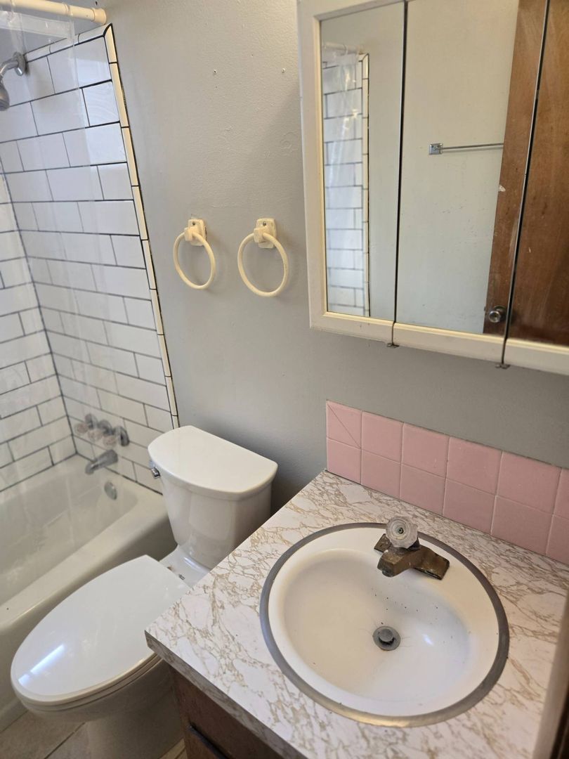 2264 5th St SW unit 2266 – photo 3