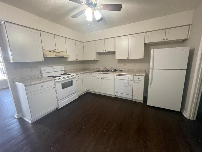 128 Braly Dr – photo 3