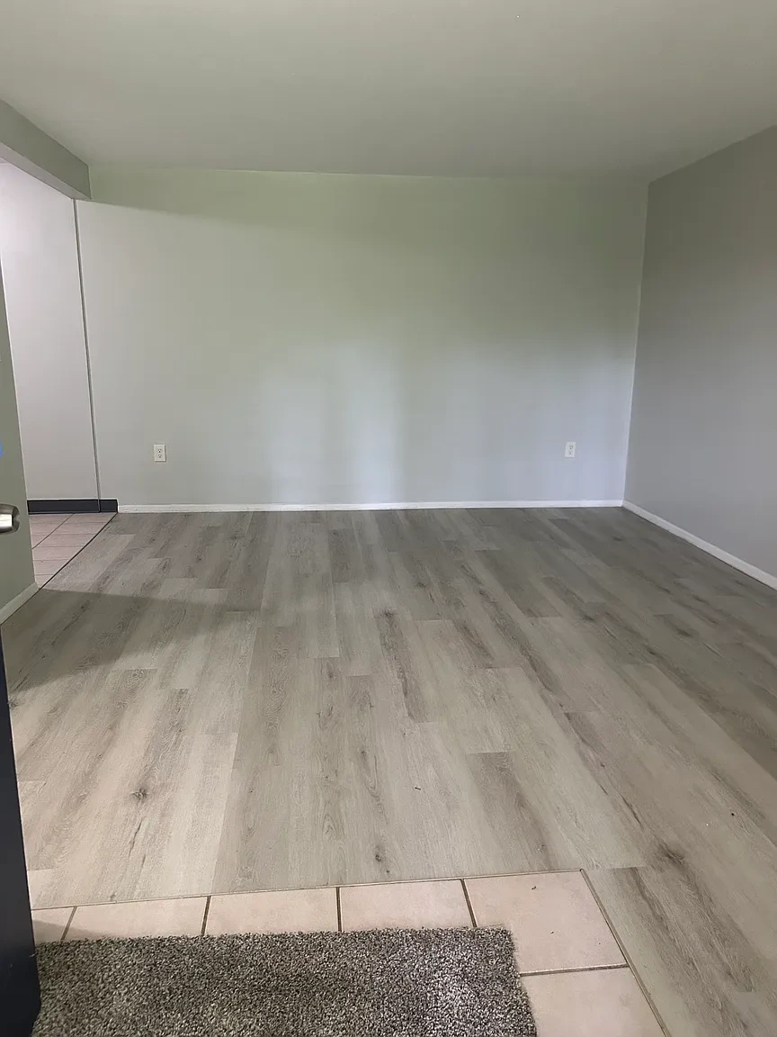 Beaver Crest Townhomes and Garden Apartments – photo 1