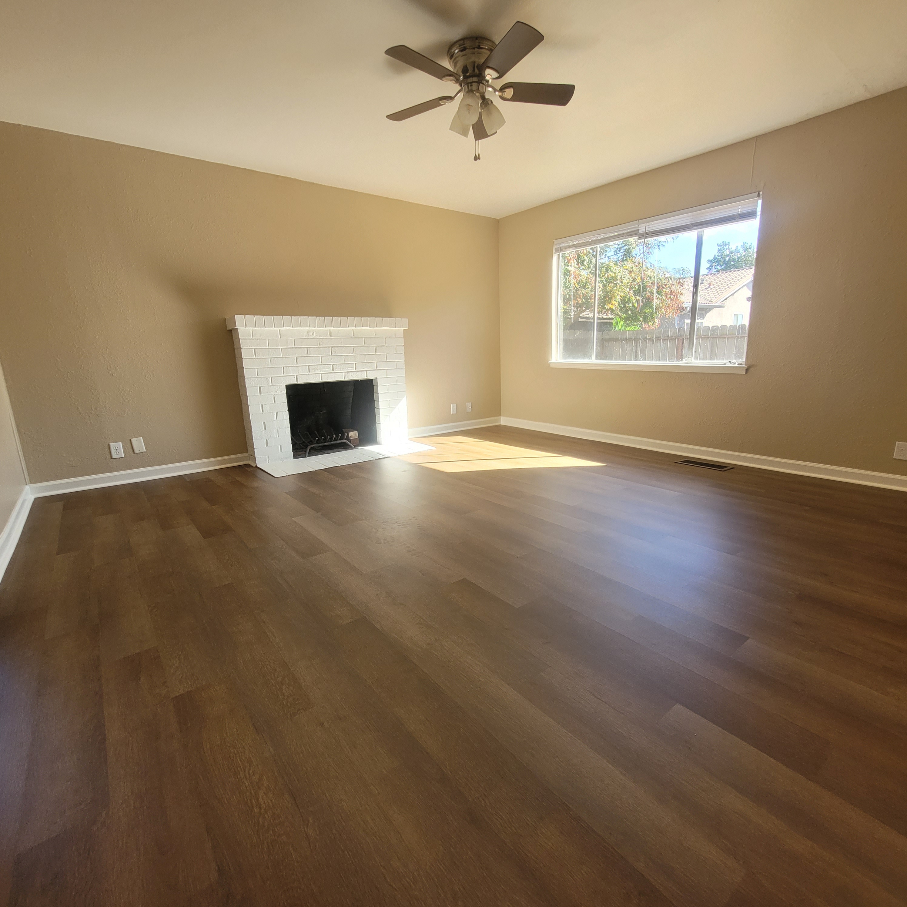 3012 Elmwood Ave – photo 1