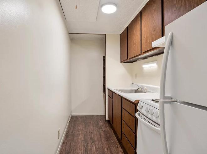 1612 Remington Ave – photo 3