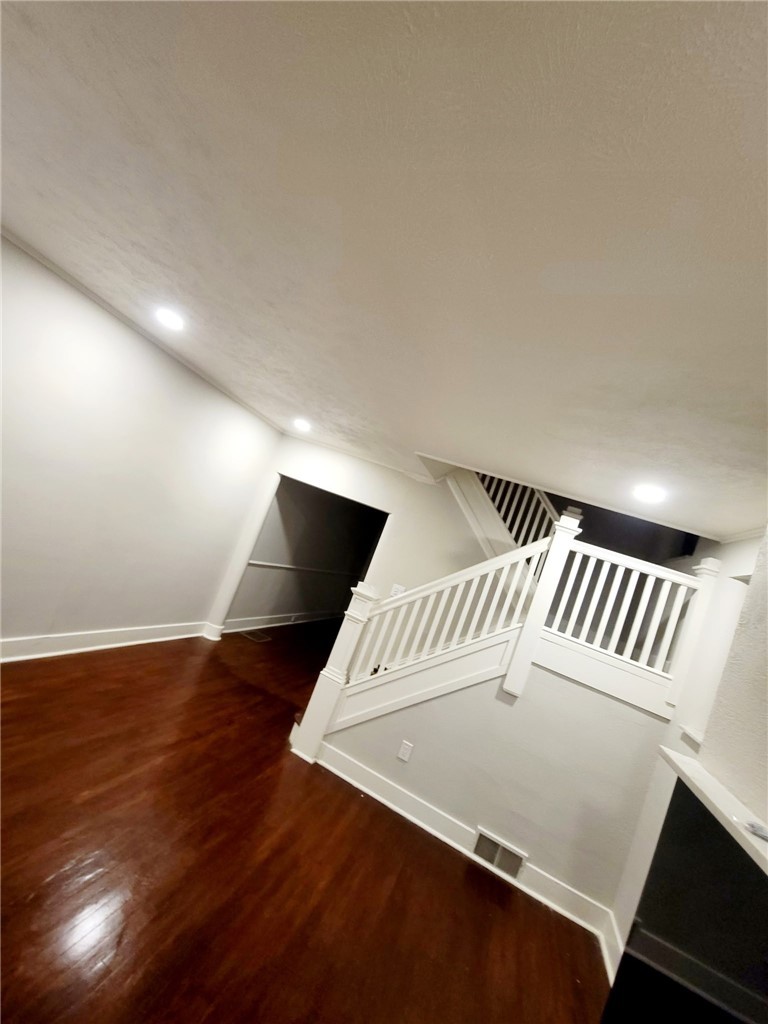 3566 Beechwood Blvd – photo 5