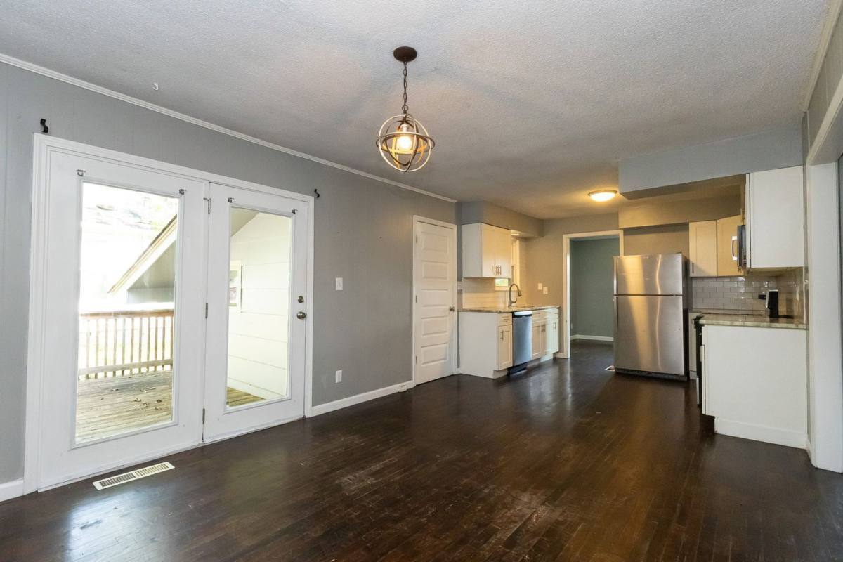 1930 Ivy St – photo 2