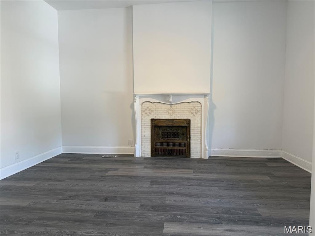 570 Washington Pl – photo 4
