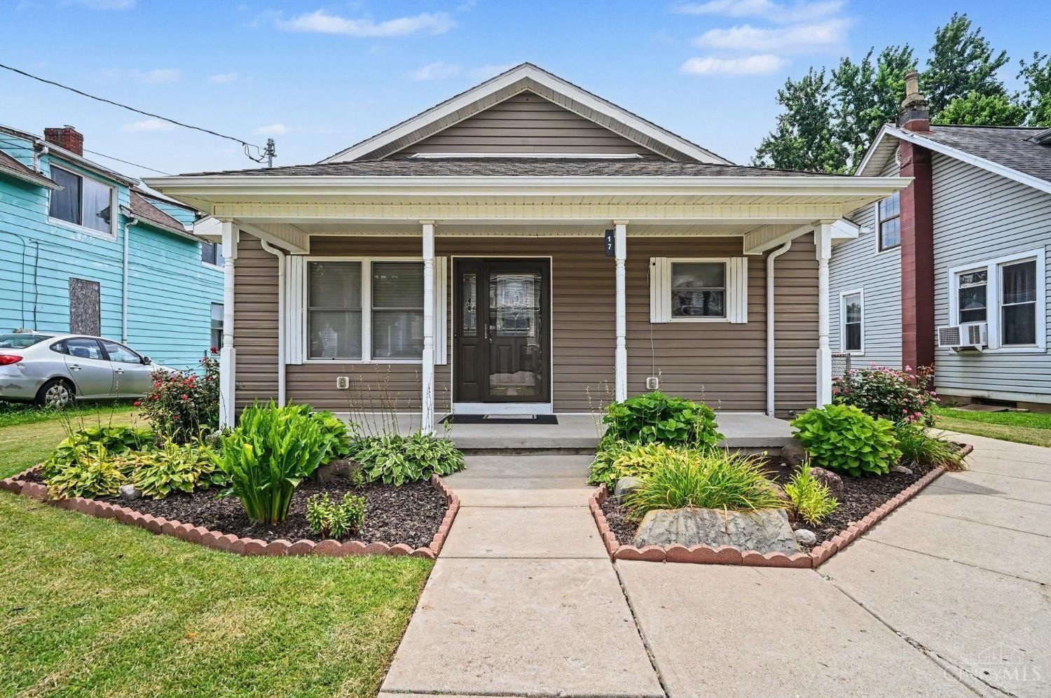 17 Washington Ave – photo 1