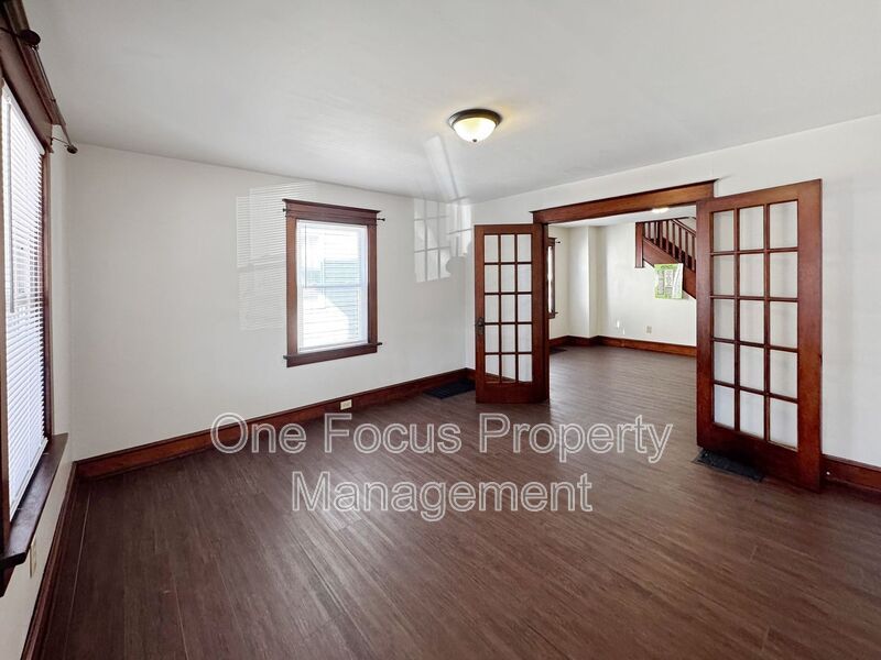 1154 Park Ave – photo 5