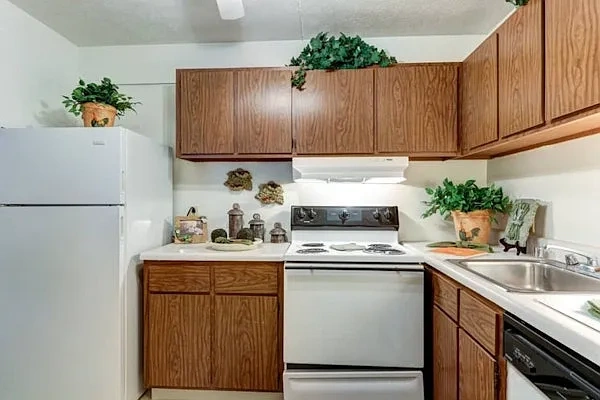 Bedford Green Apartments – photo 4