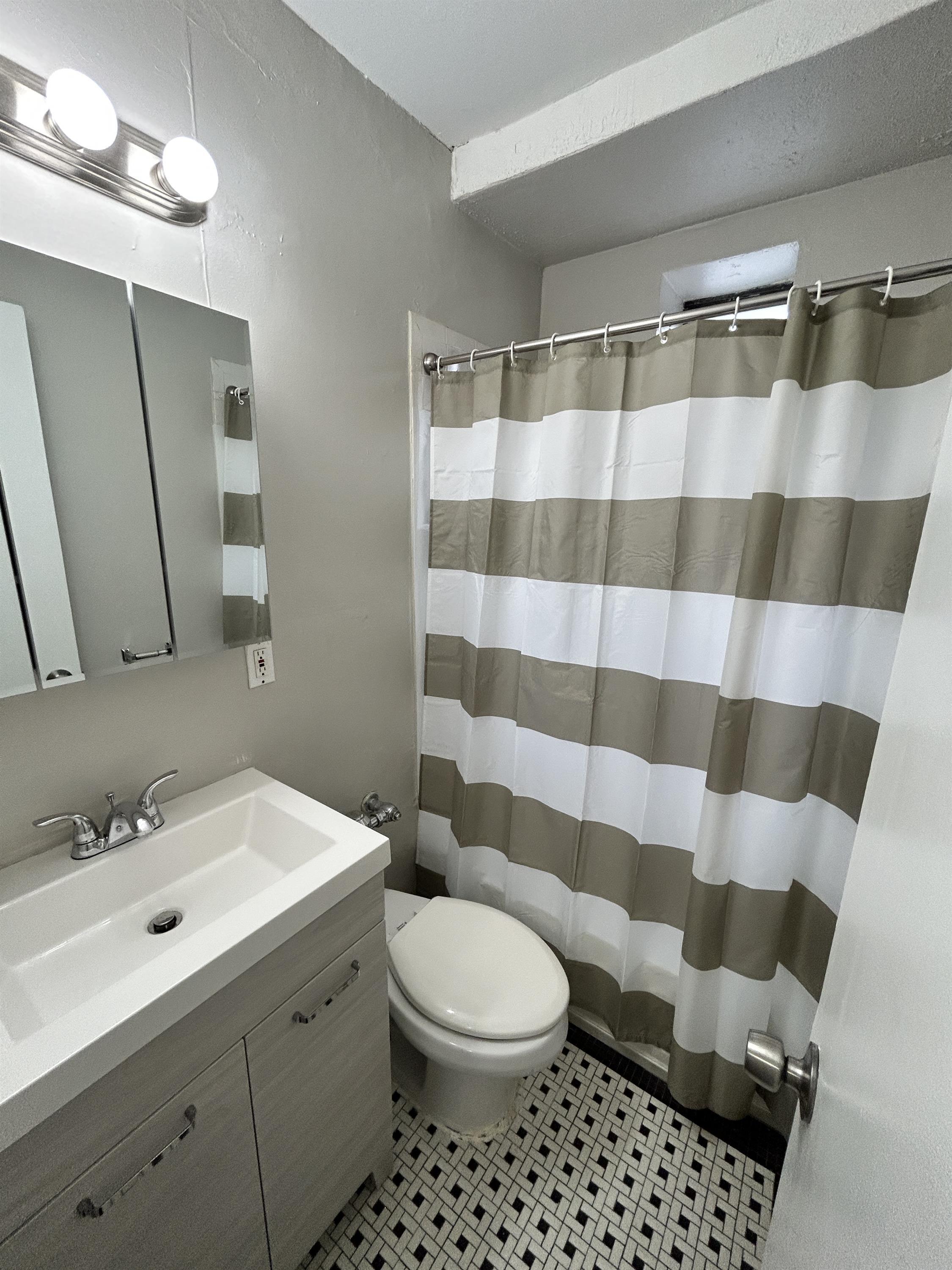 131 Mt Lebanon Blvd unit 2 – photo 5
