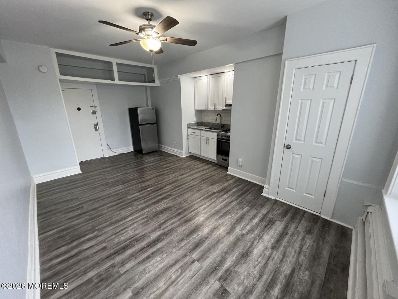201 Lareine Ave #208 – photo 4