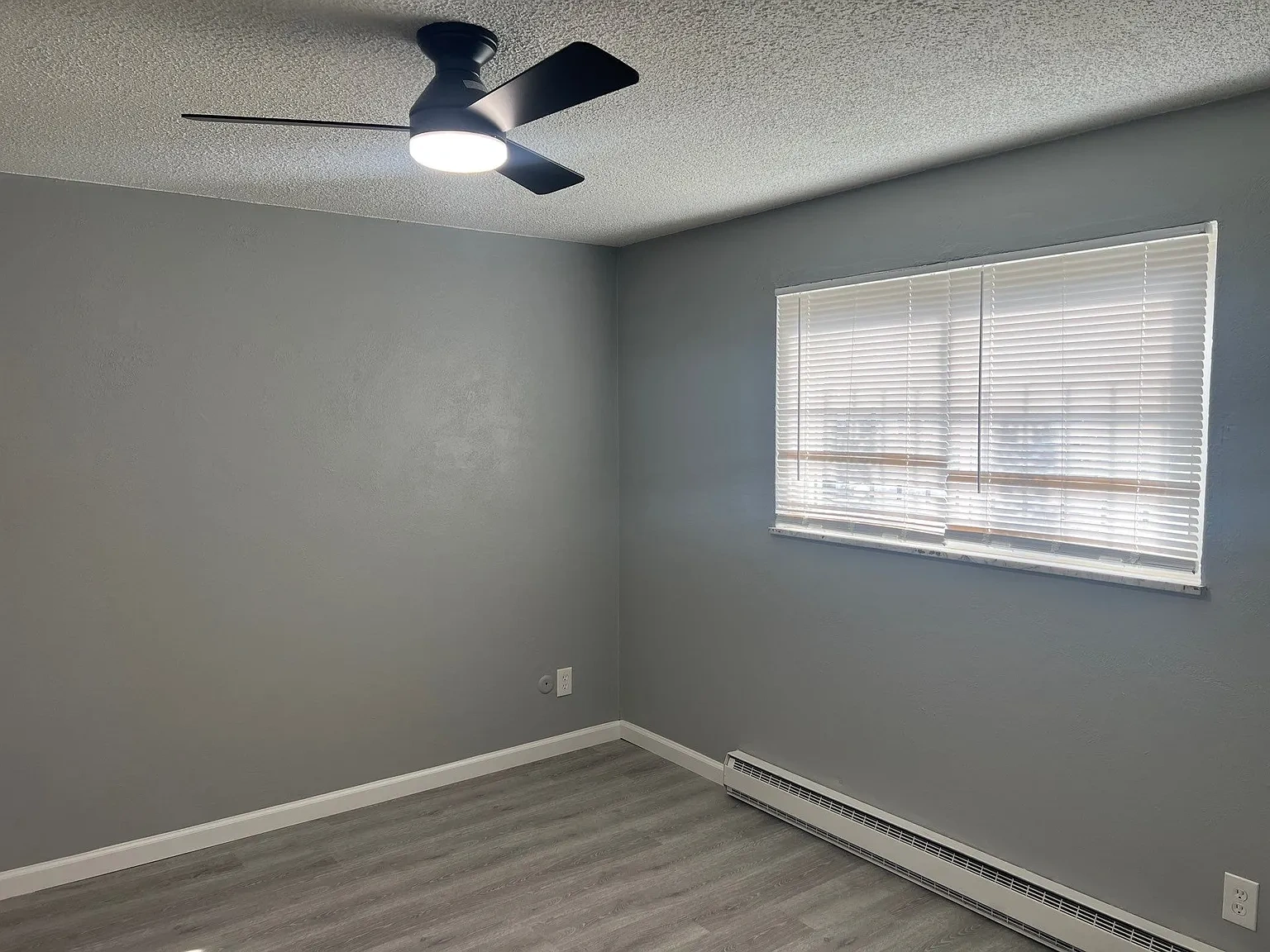 4644 Burkhardt Ave – photo 1