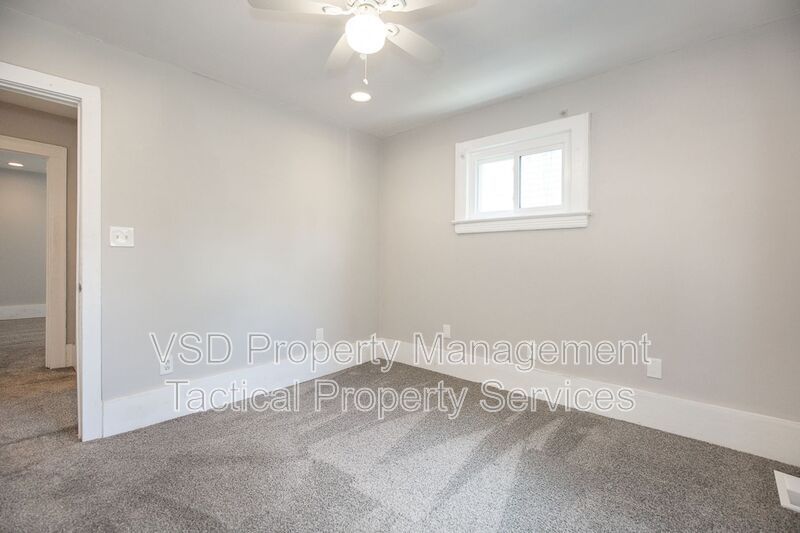 3692 E 147th St – photo 4