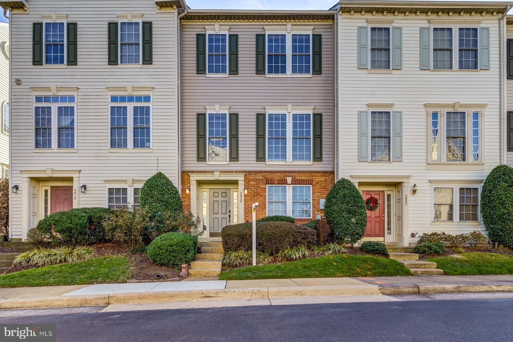 5820 Pearson Ln – photo 2