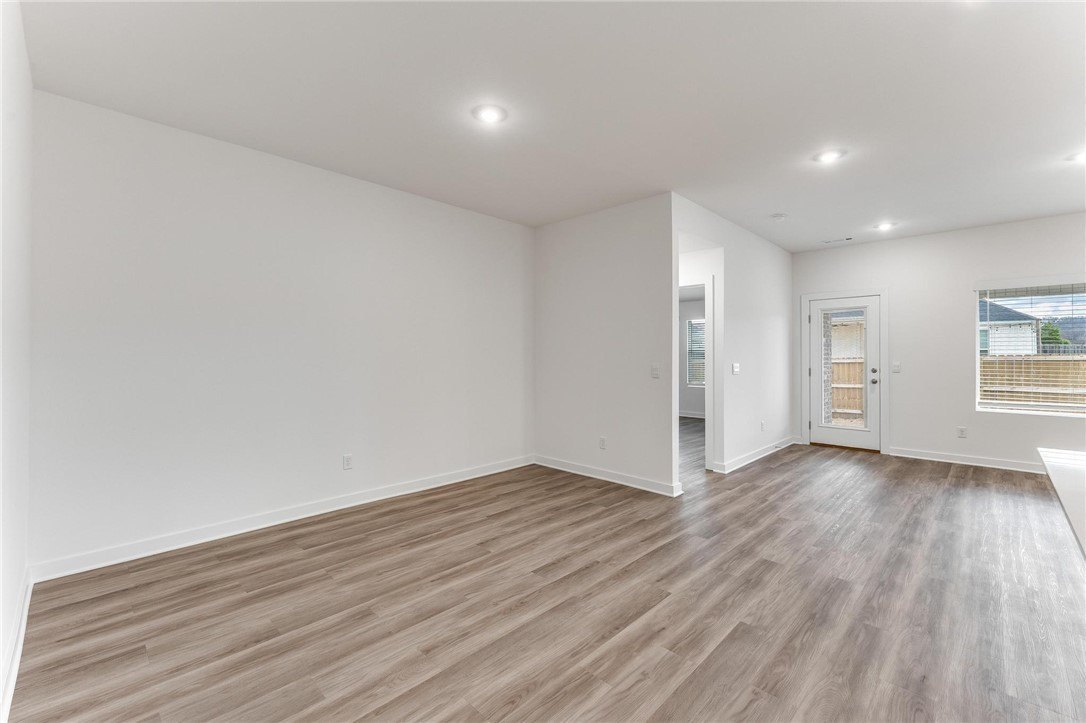 603 S Neon Ave – photo 4