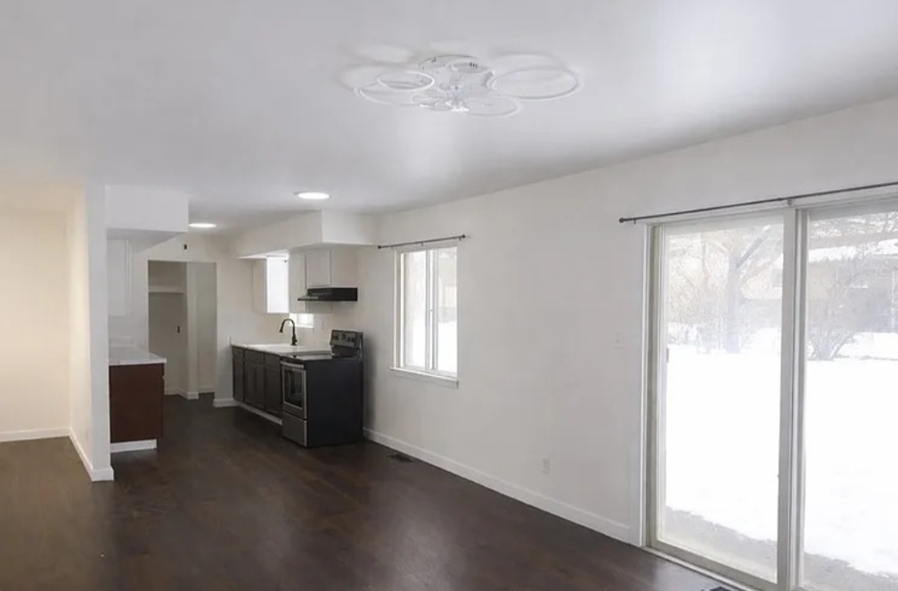 3668 Castano Dr – photo 3