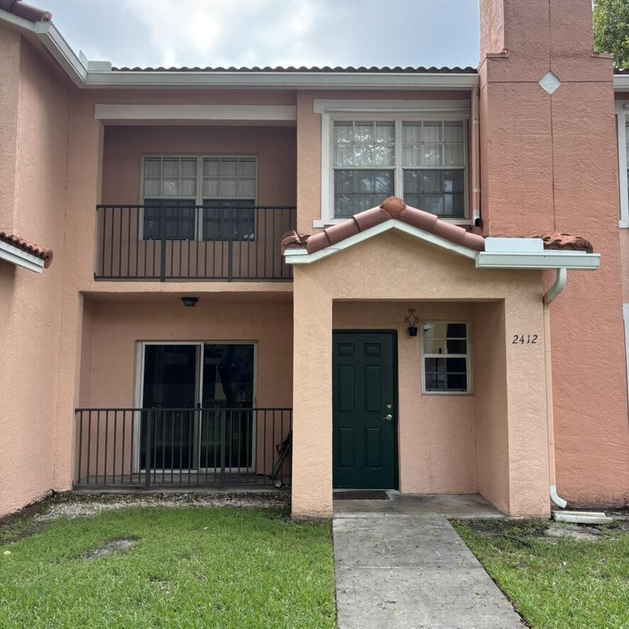2412 Belmont Ln – photo 1