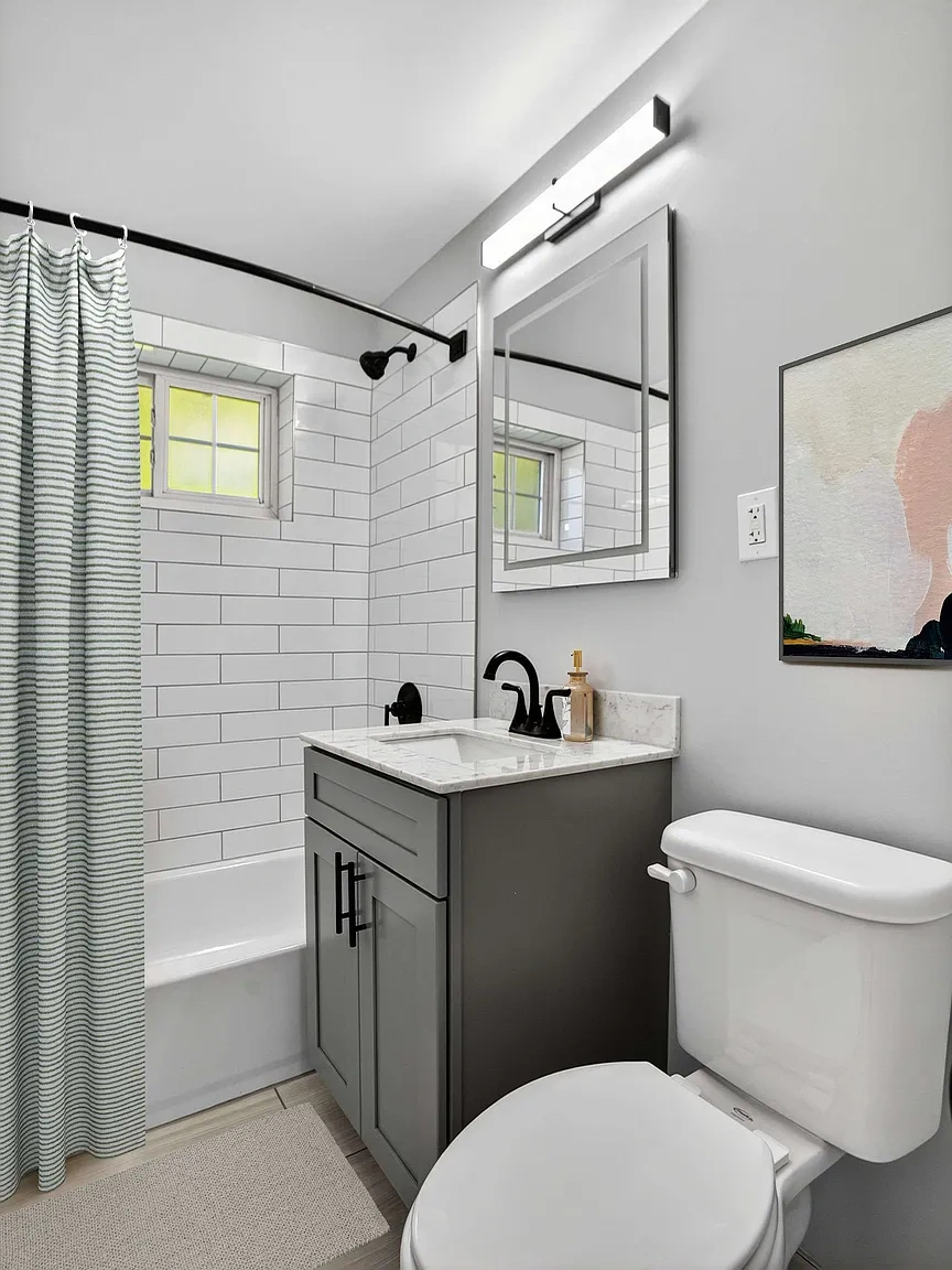 Eagle Rock Apartments at Carle Place – photo 5