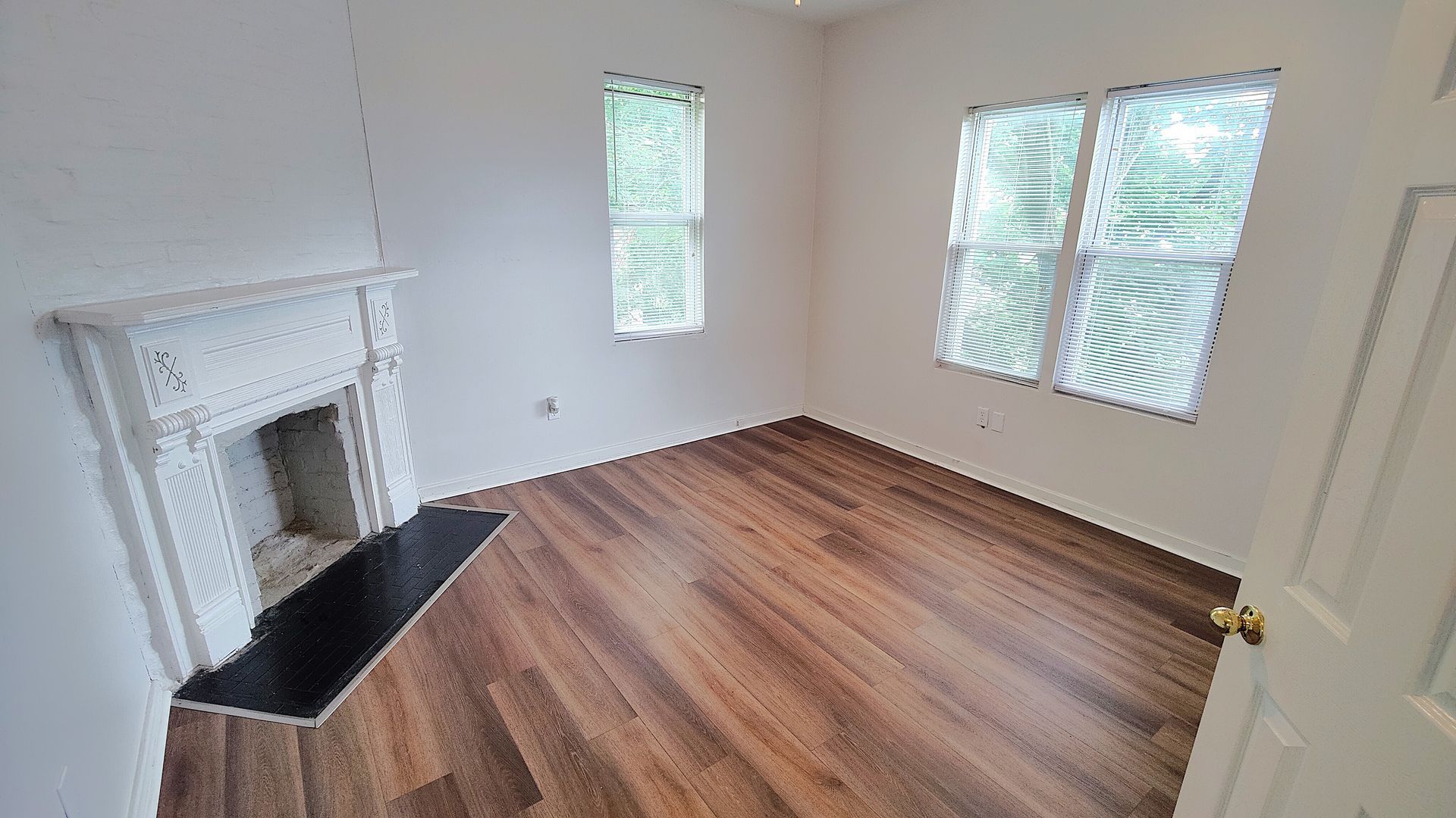 409 Kingsboro St unit 2 – photo 3