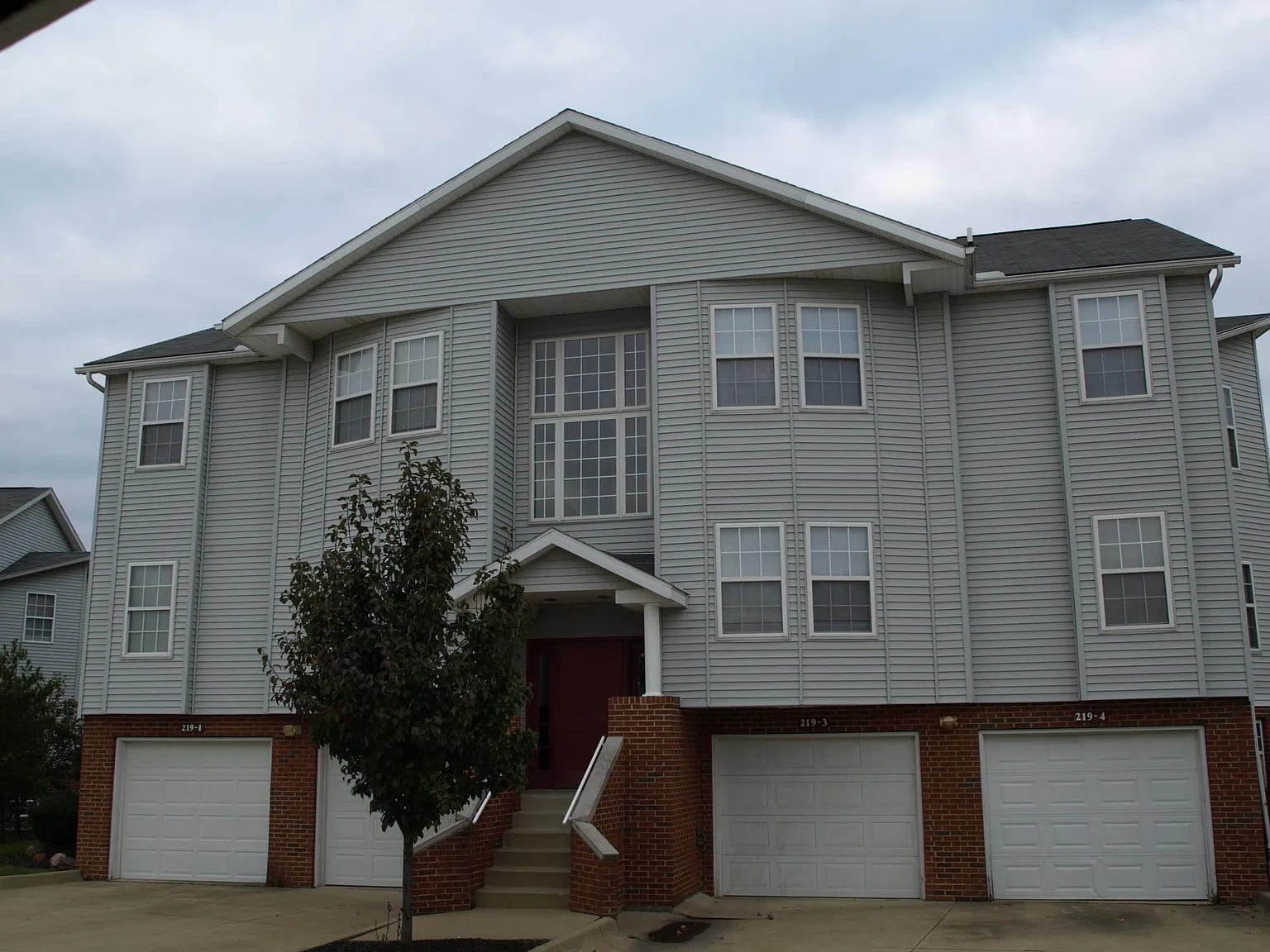 Hidden Hills – photo 2