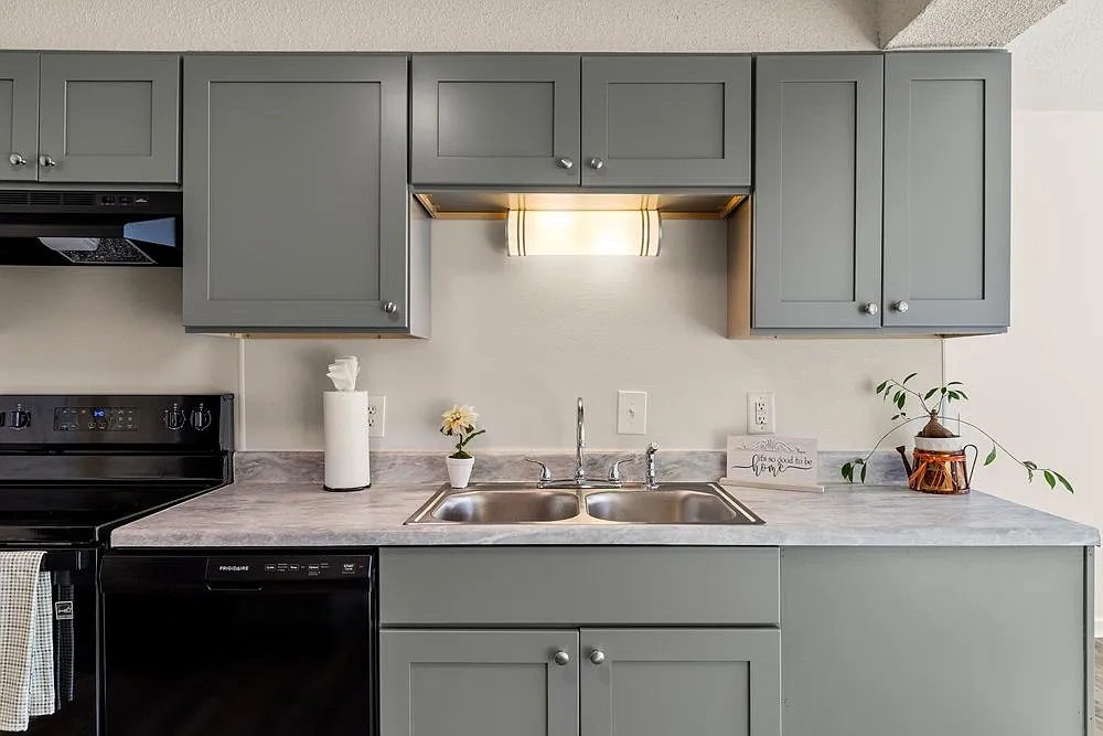 New Hanover Village Apartments – photo 3