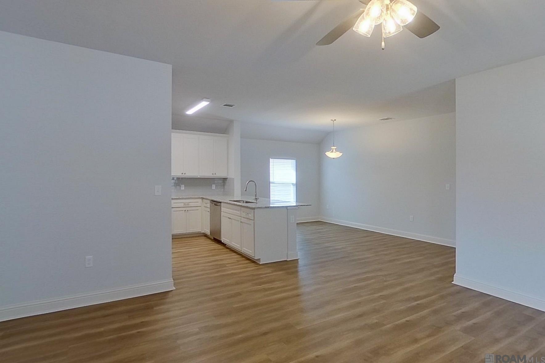 17617 Carlisle Ave – photo 2