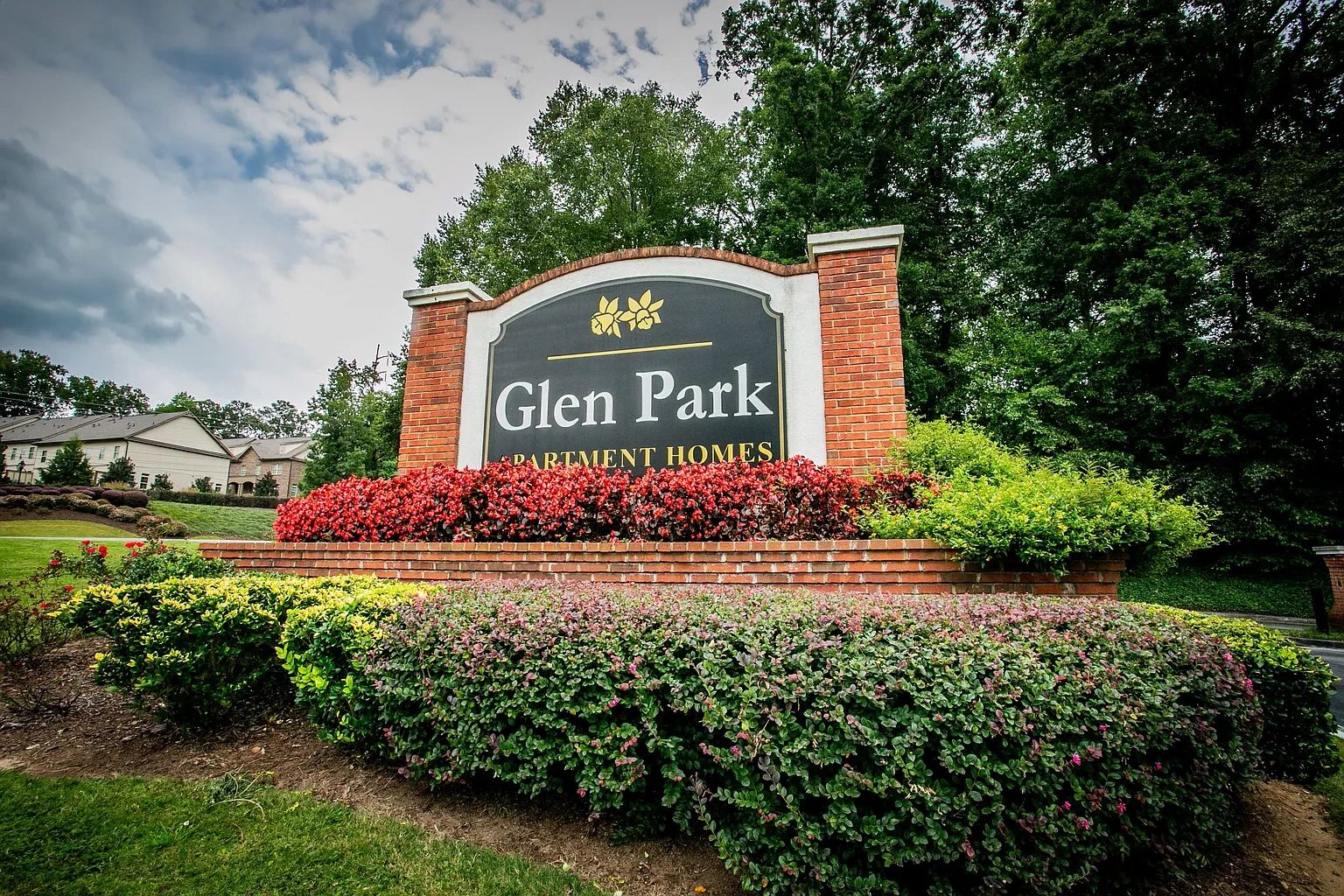 Glen Park Apartment Homes – photo 3