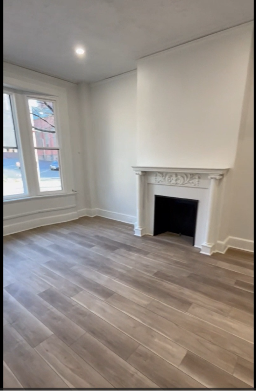 98 Chestnut St unit 1F – photo 2
