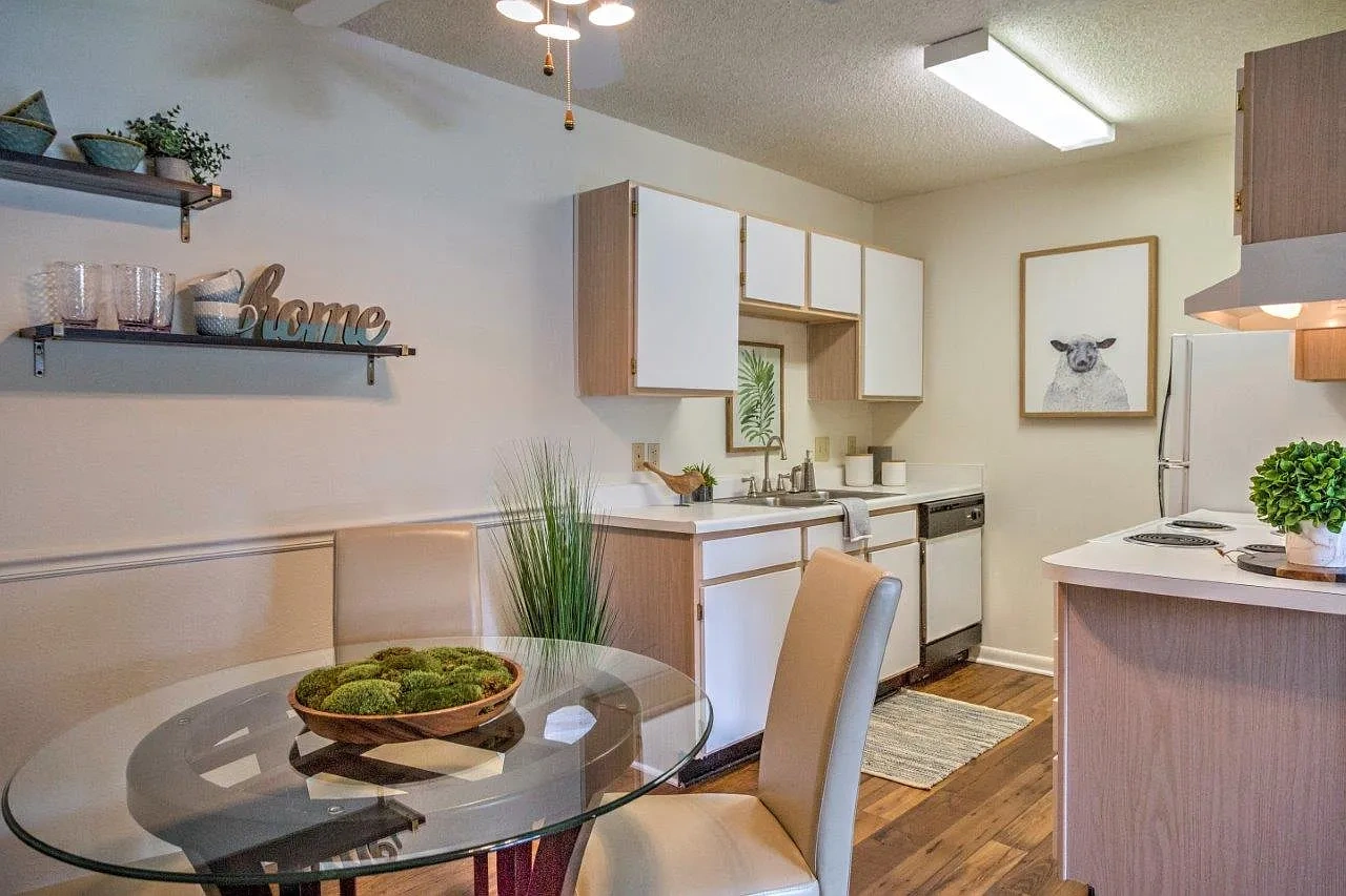 Morganton Place Apartment Homes – photo 4