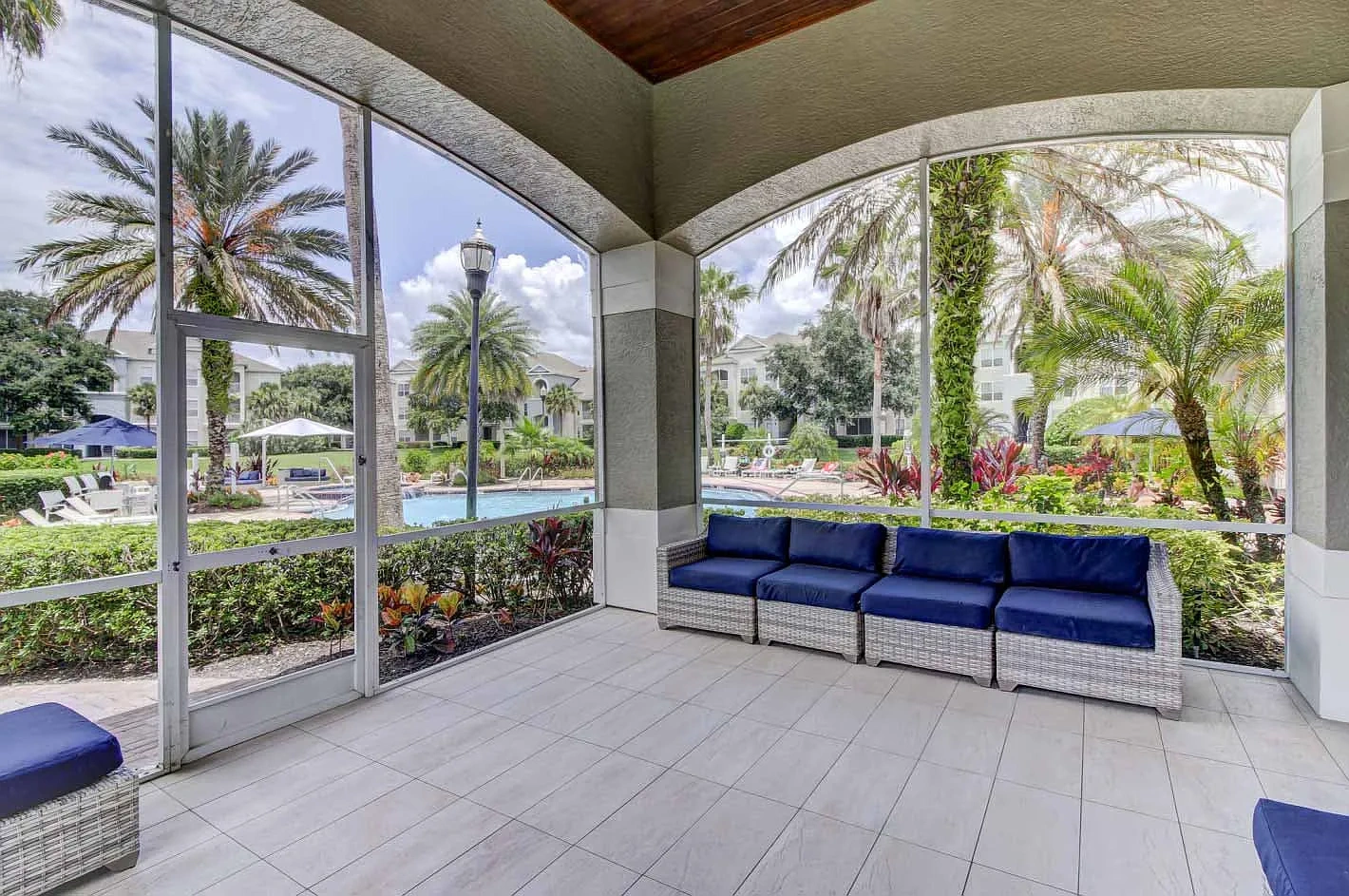Tuscany Bay Apartments – photo 3
