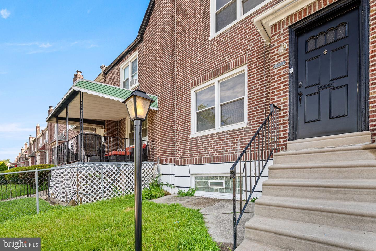 7611 Woolston Ave – photo 2