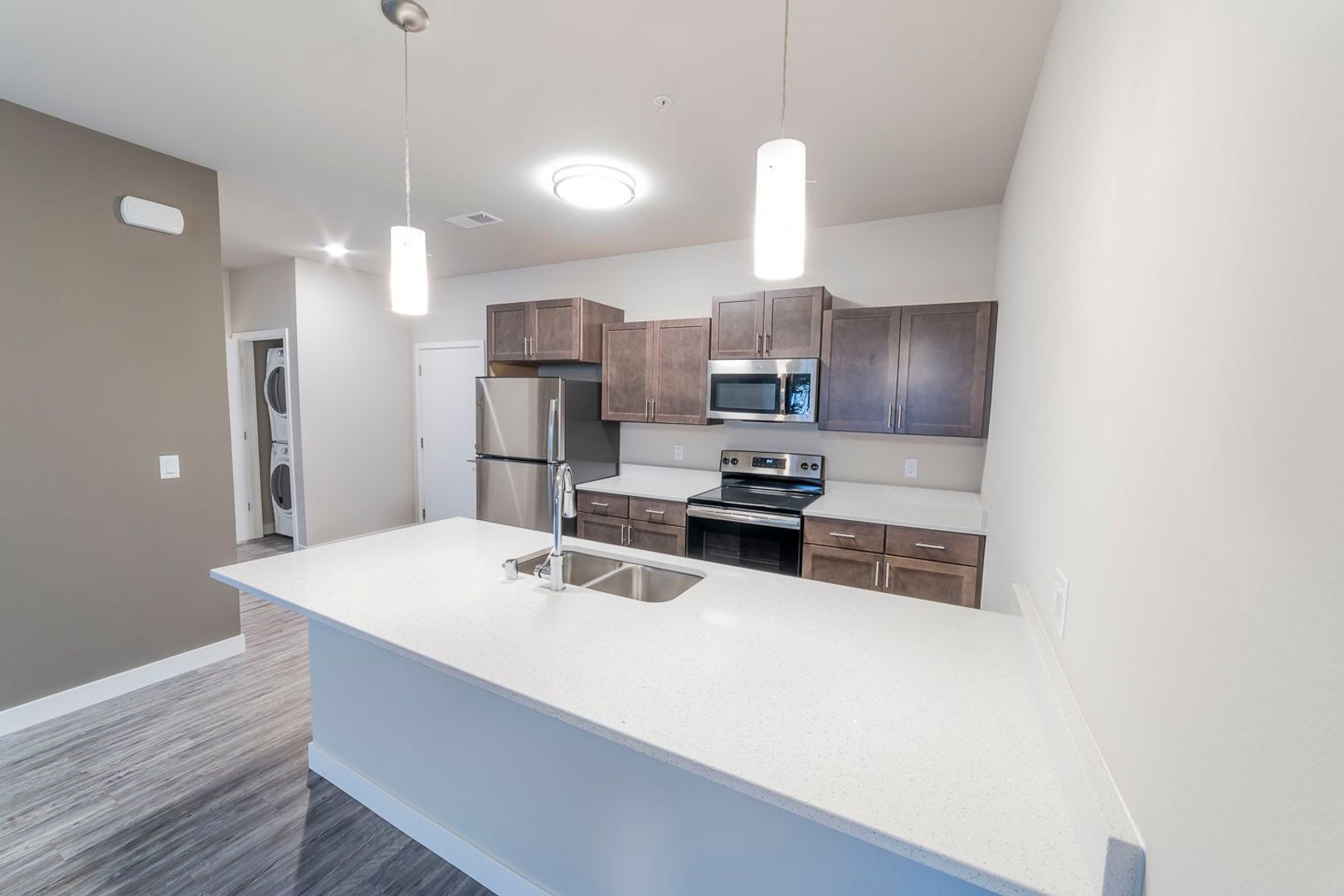 1007 Main St – photo 5
