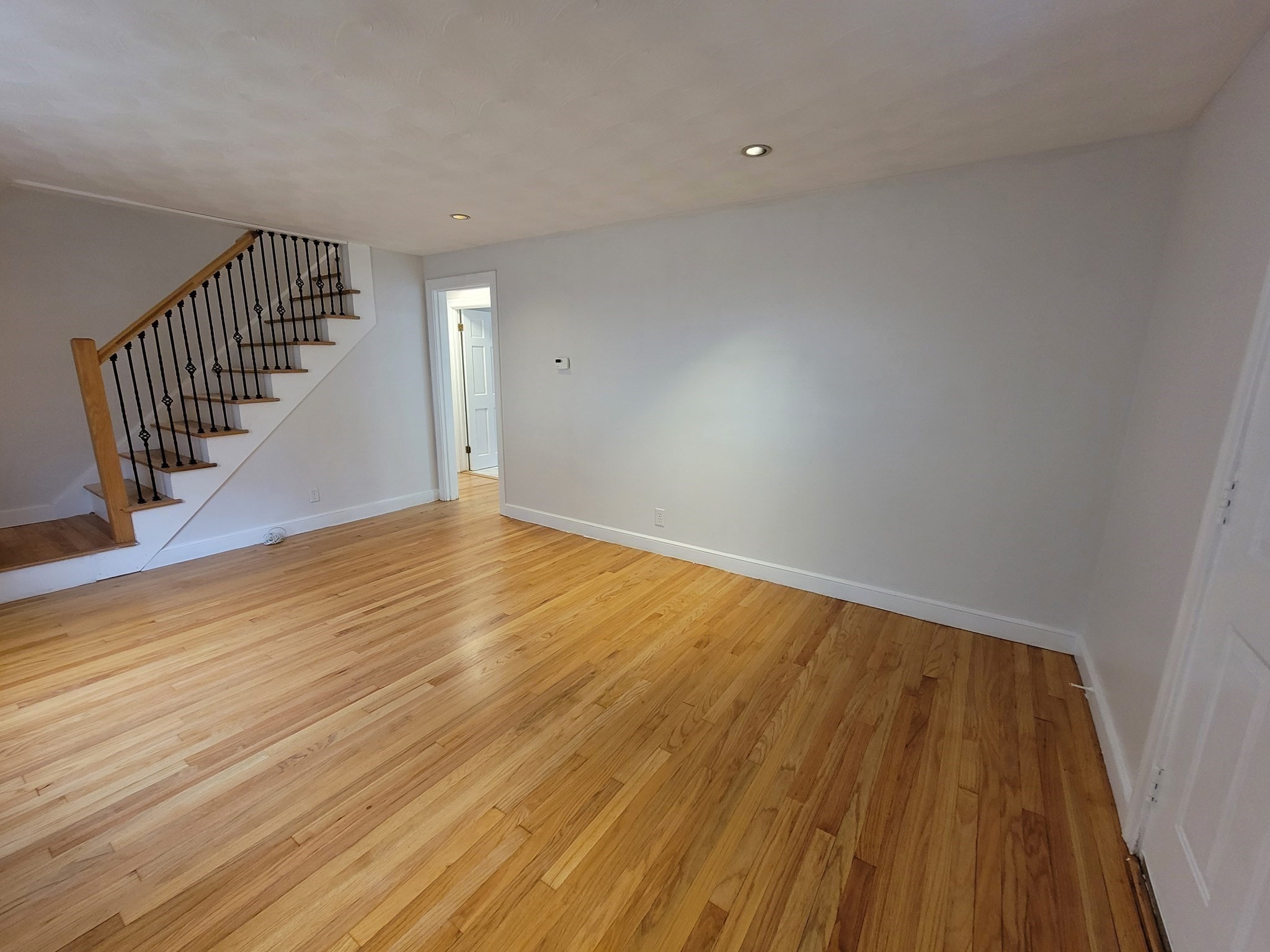 15 Governor Rd – photo 2
