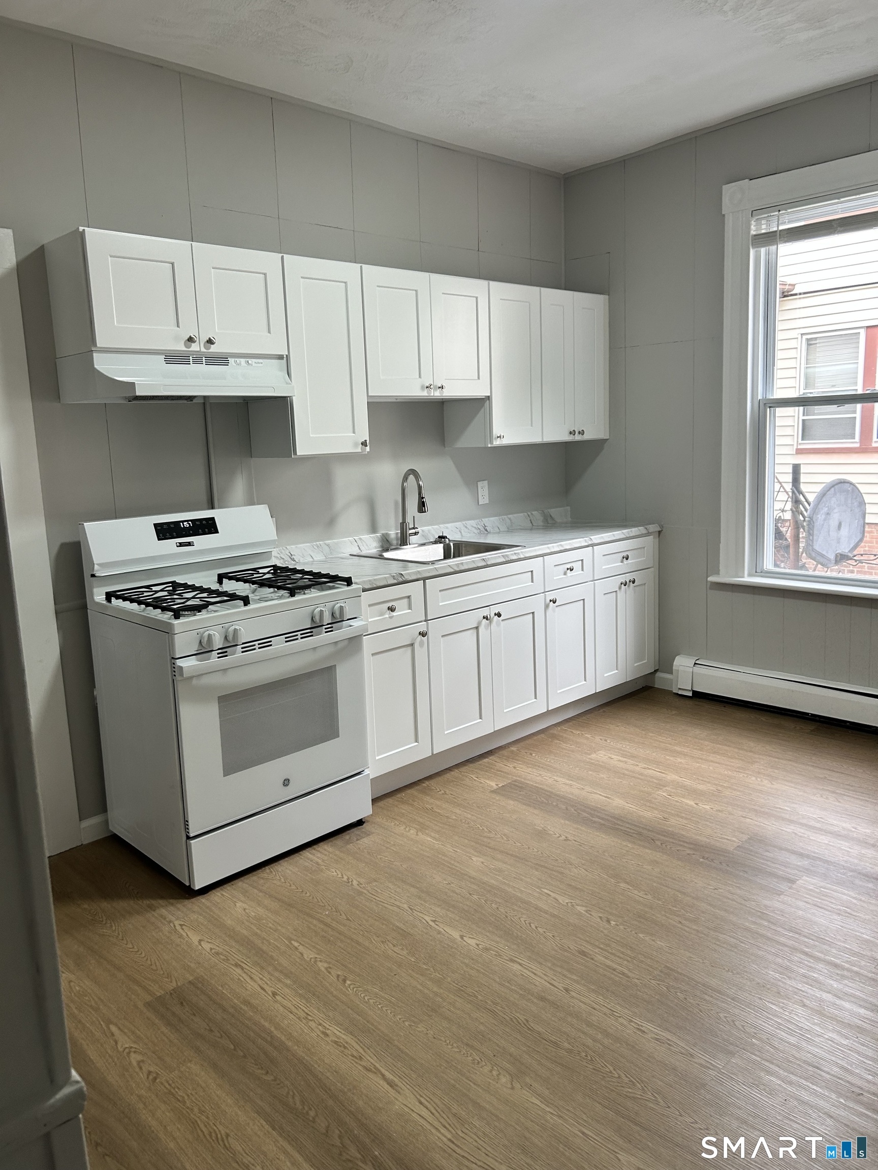 83 Pleasant St – photo 4