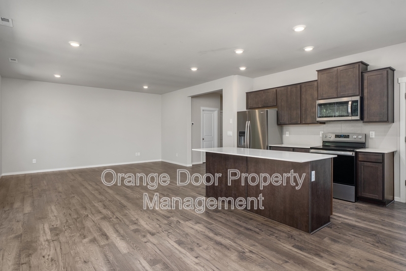 5611 151st St Ct E – photo 4