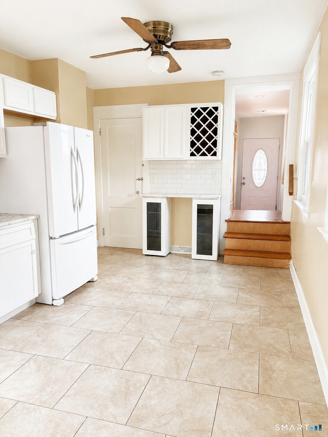 400 Treadwell St – photo 2