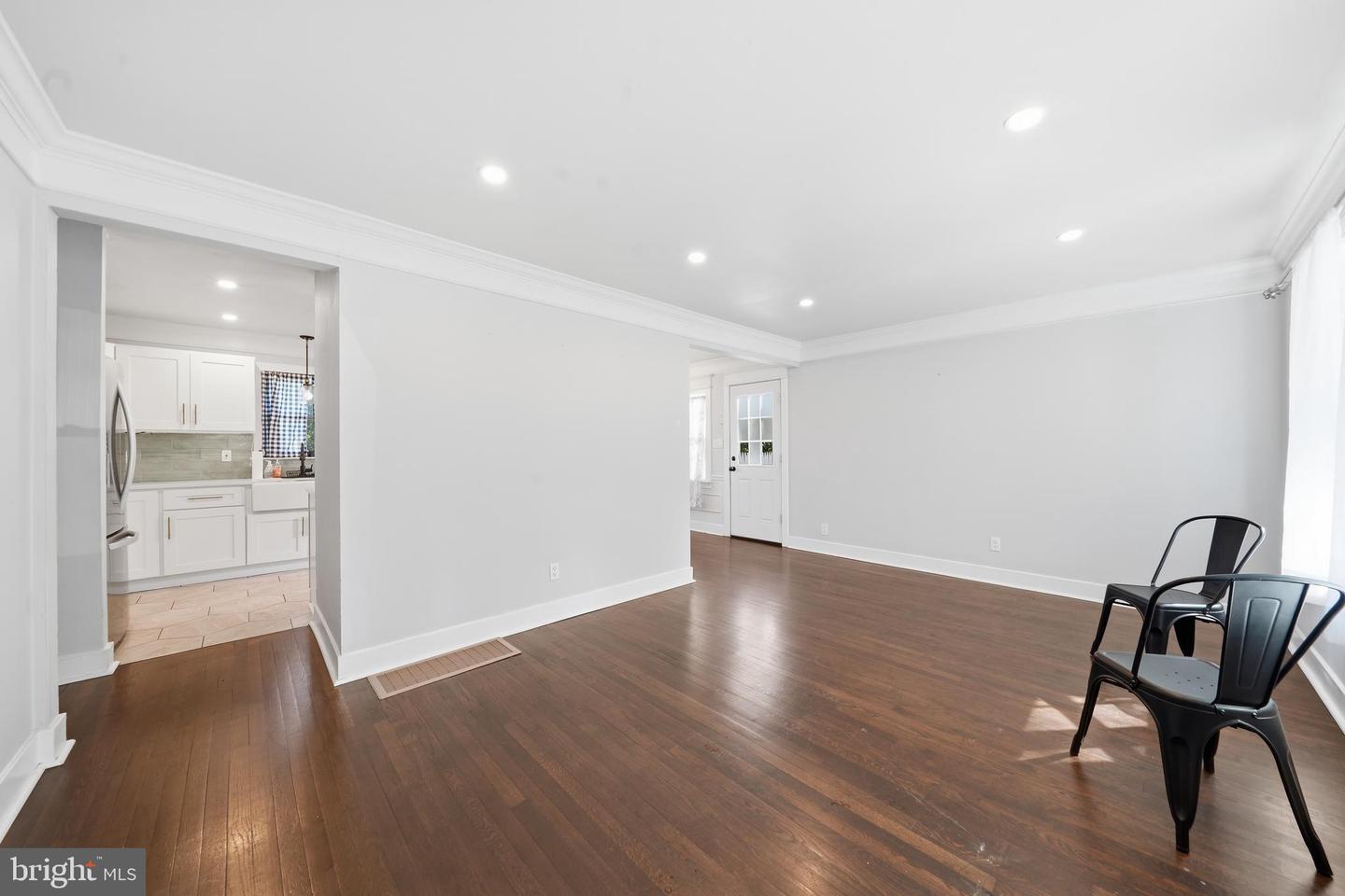 409 River Rd – photo 5