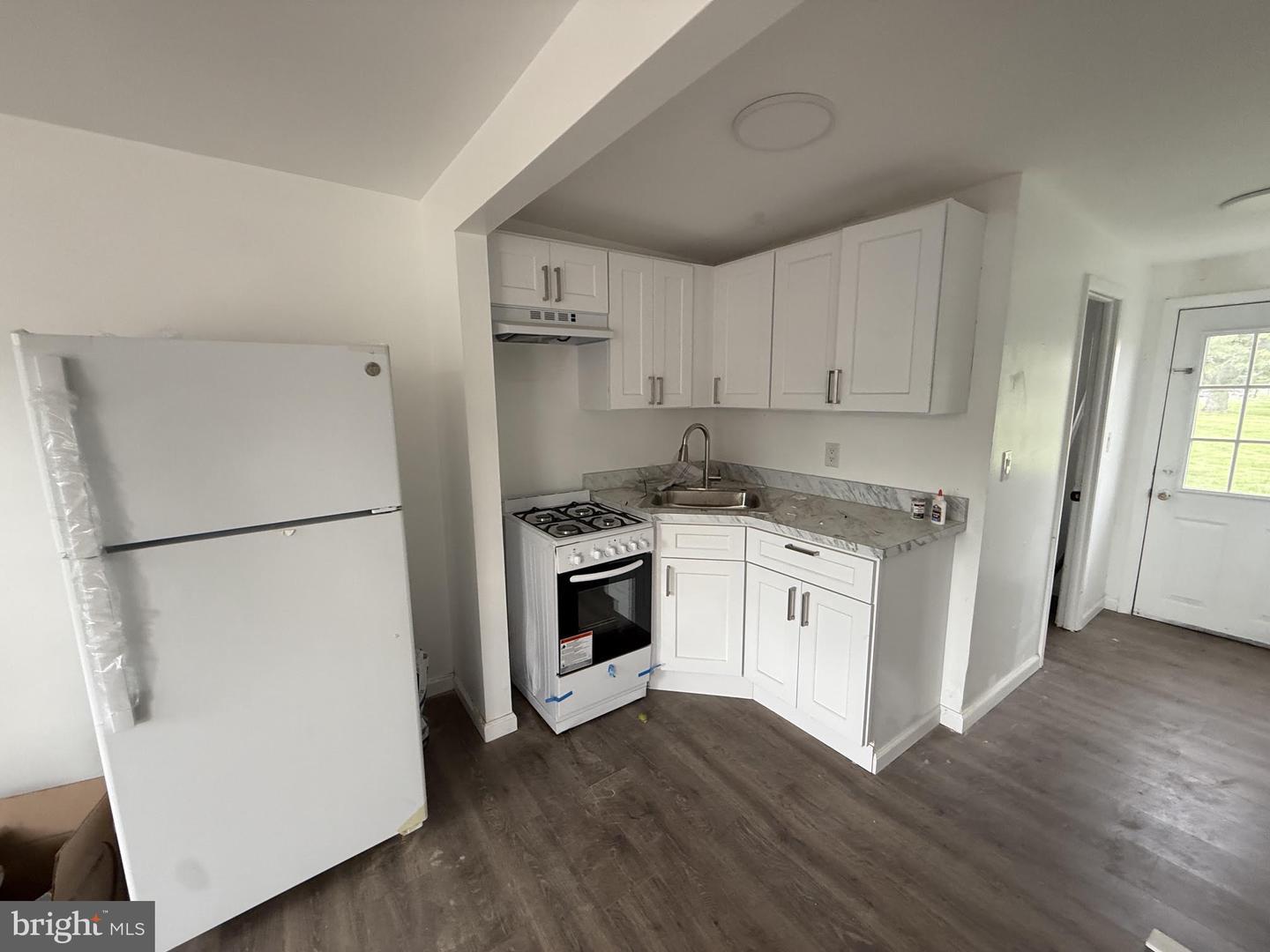 124 E Main St unit D – photo 1