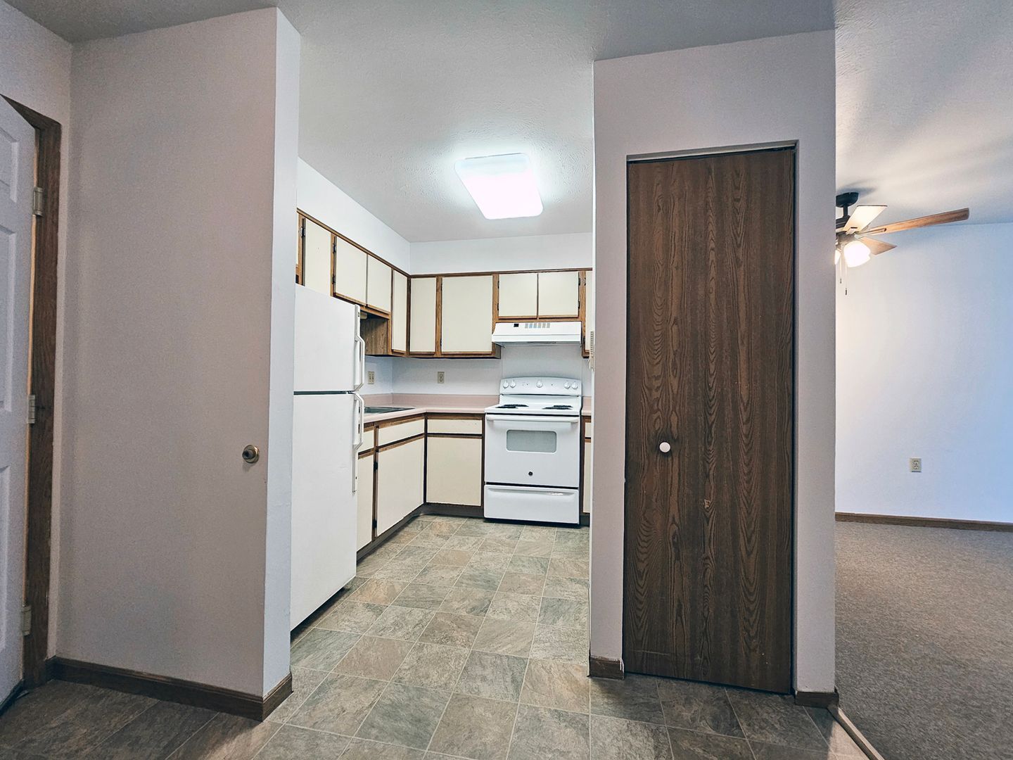 14130 Puritas Ave – photo 3